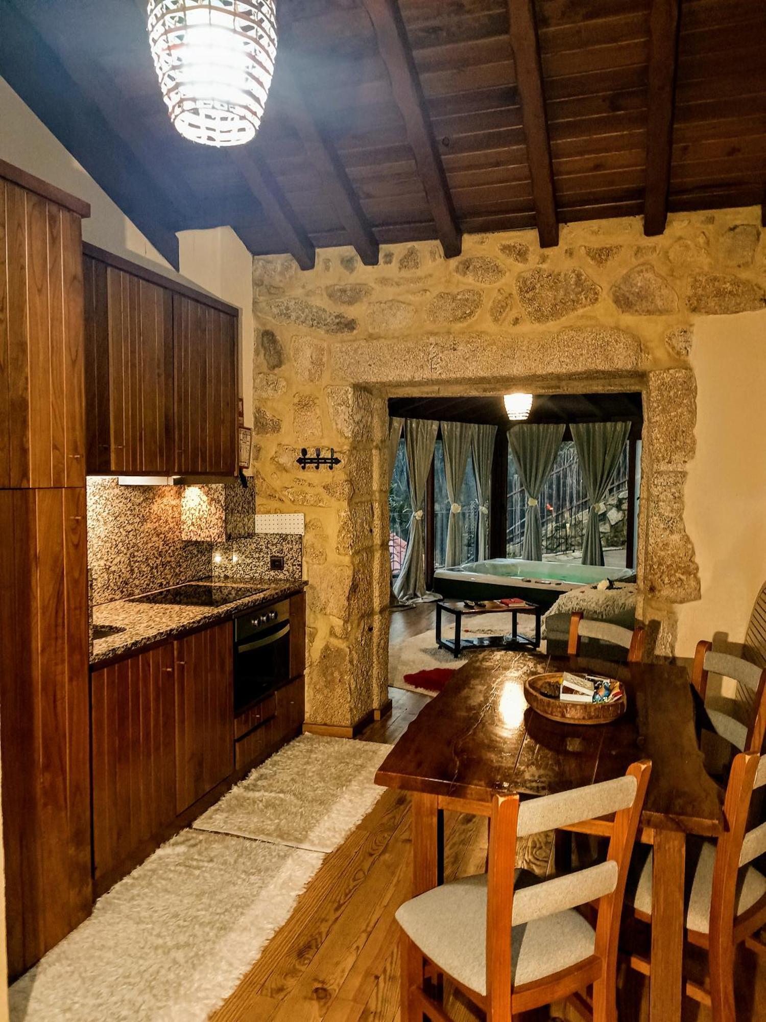 Hotel Casa Favo De Mel - Jacuzzi Privado & Lareira - Piscina Arcos de Valdevez Exterior foto